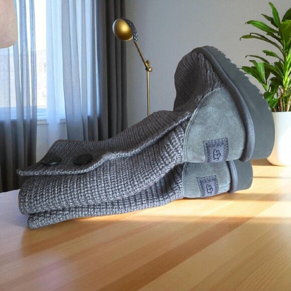 UGG ( 6-7 ) CARDY GREY Oversized Sweater Knit Cuffed Slipper/Boots - Picture 7 of 11